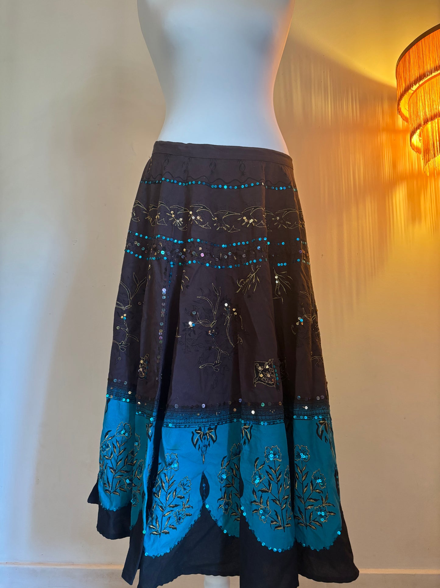 Old label lipsy sequin skirt